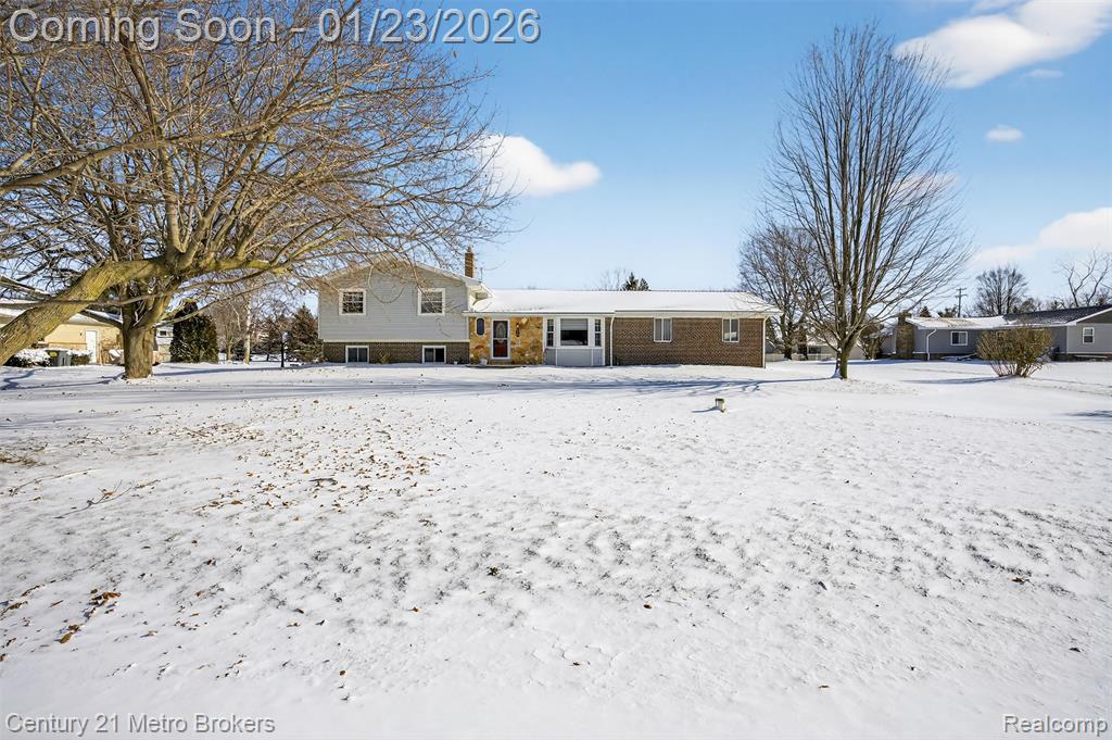 11452 Whitaker Road, Fenton, MI 48430 — Photo 2