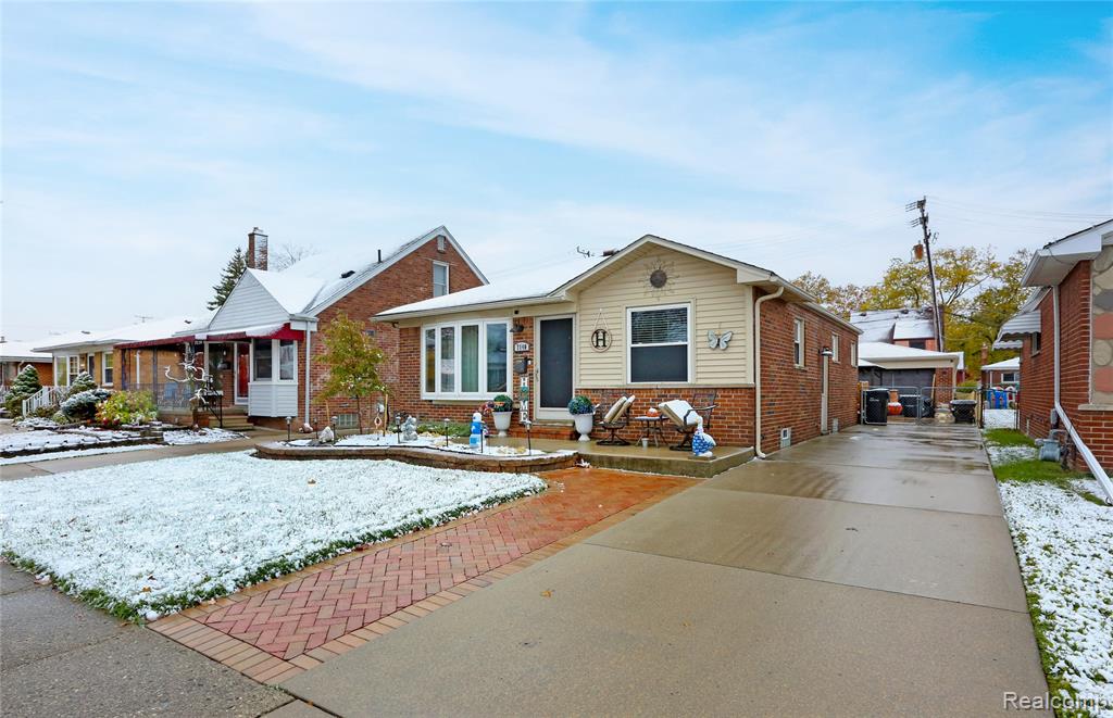 7140 Luana Avenue, Allen Park, MI 48101 — Photo 2
