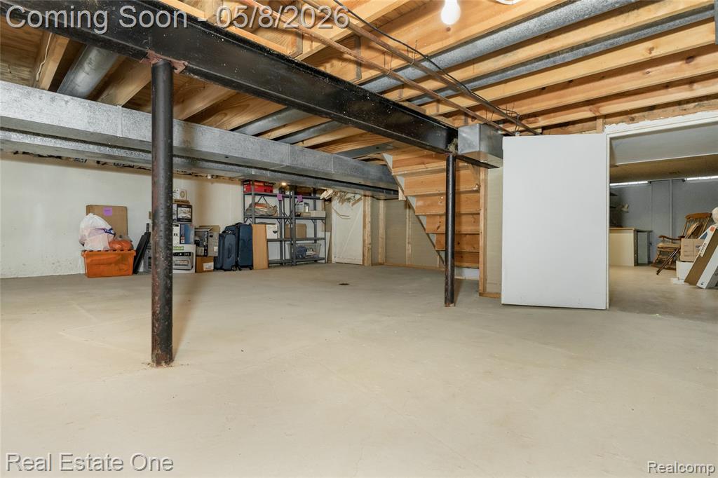 4749 Parkridge Drive, Waterford, MI 48329 — Photo 27