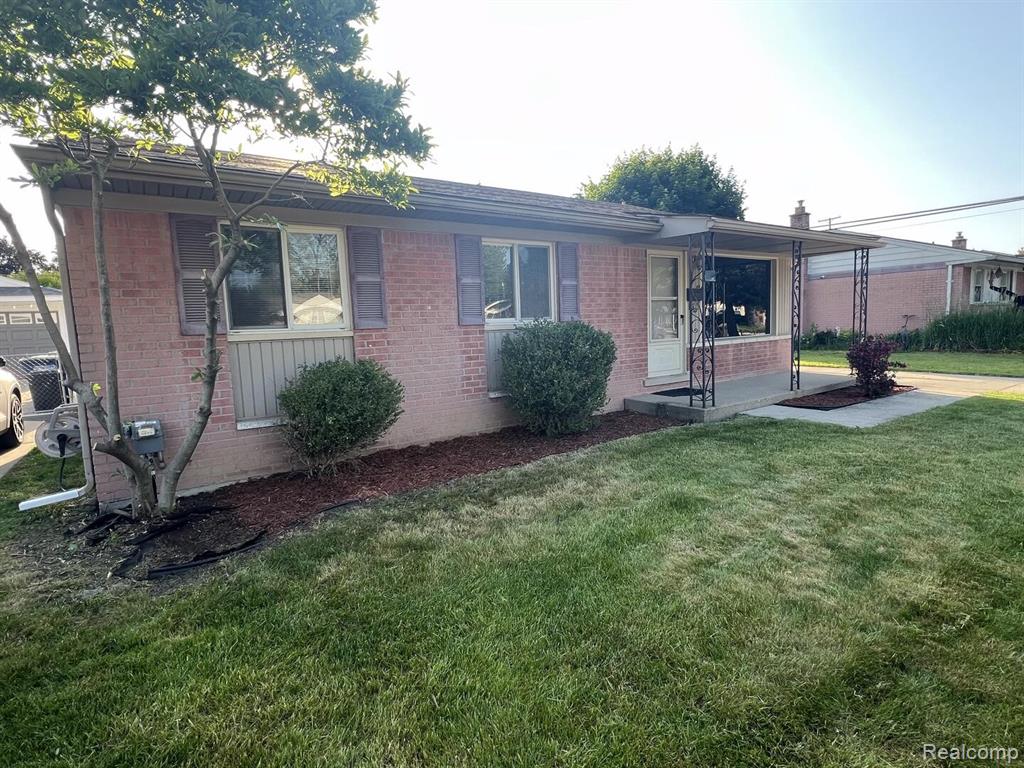 736 Forest Street, Westland, MI 48186 — Photo 2