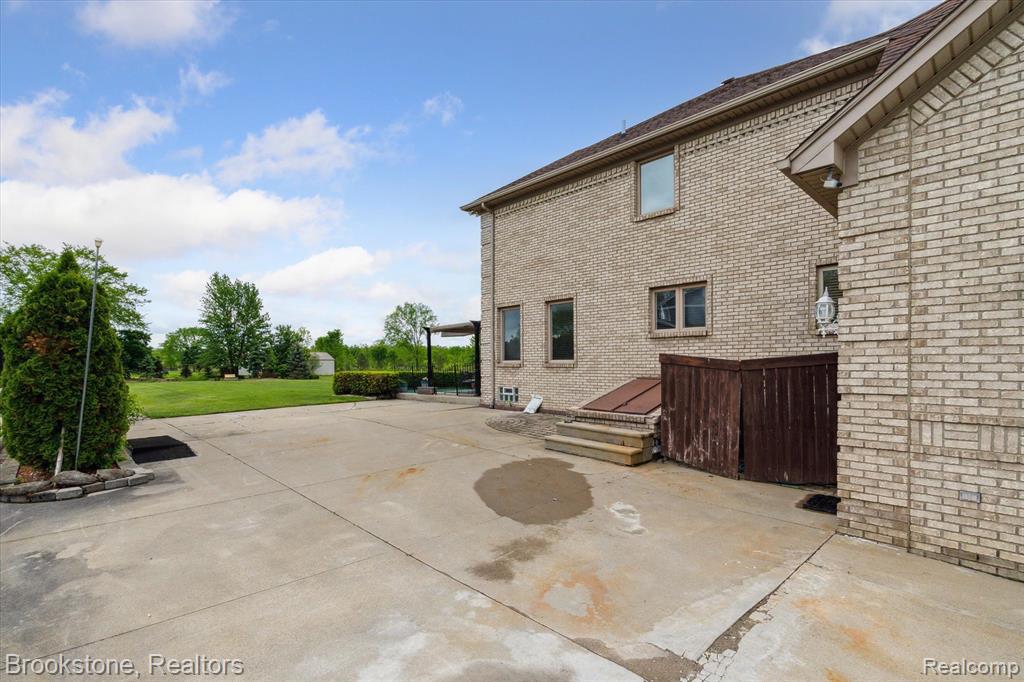 27820 29 Mile Road, Lenox, MI 48048 — Photo 44