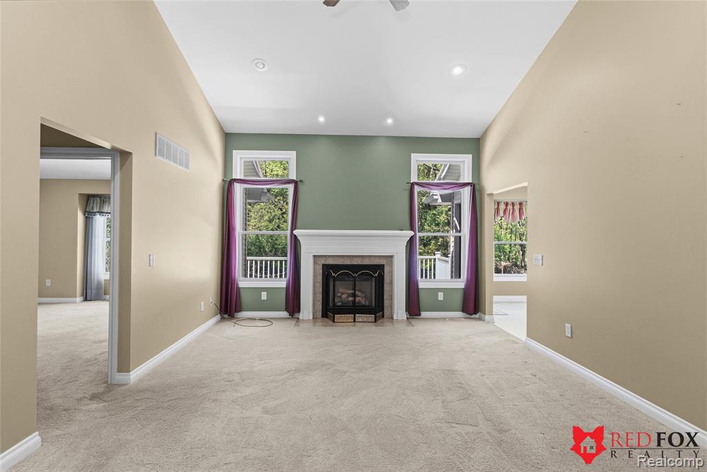 1199 Creek View Court, Burton, MI 48509 — Photo 12