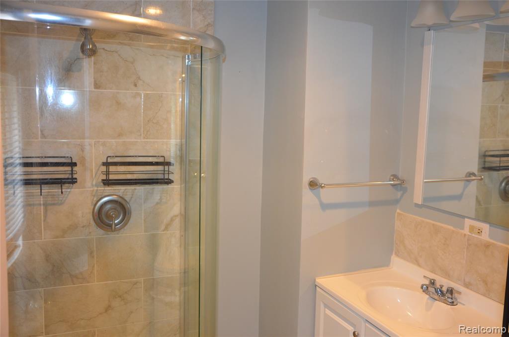 43 Margaret Street, Whitmore Lake, MI 48189 — Photo 16