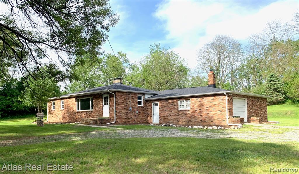 15145 Worden Road, Holly, MI 48442