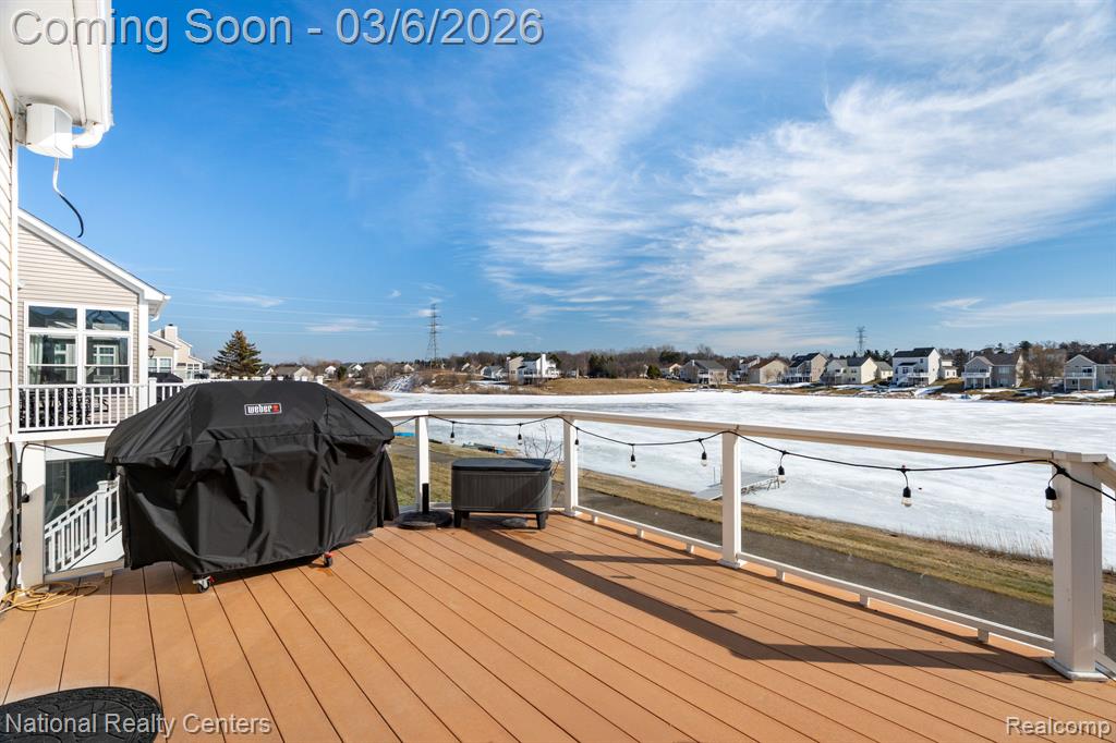 1015 Watersedge Court, Oxford, MI 48371 — Photo 42