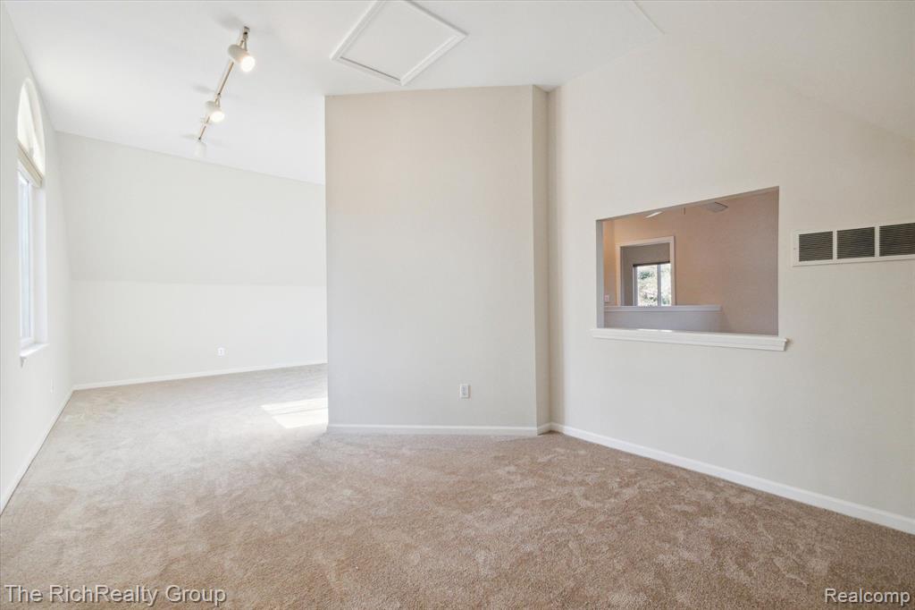 415 Sommerset Court, Ann Arbor, MI 48103 — Photo 22