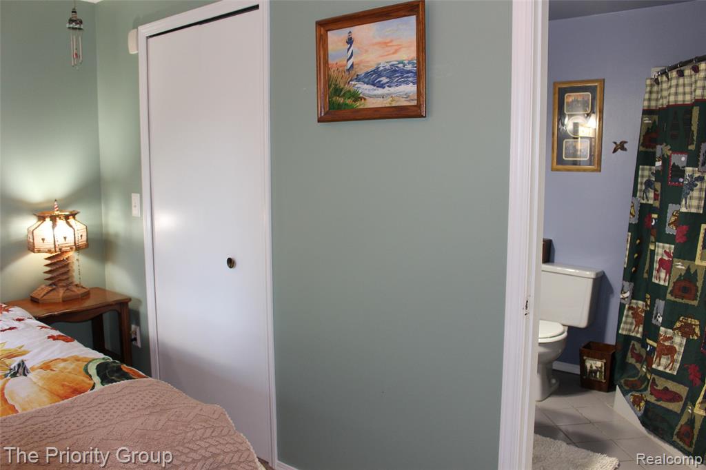 5650 Hillsboro Road, Davisburg, MI 48350 — Photo 32