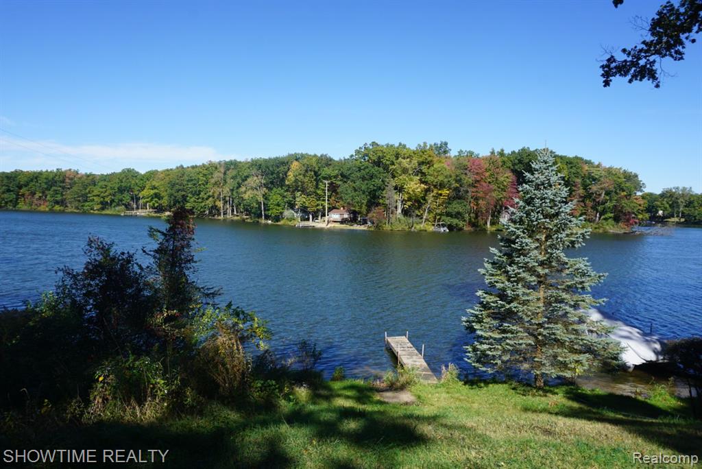 6739 BIG TRAIL Road, Holly, MI 48442 — Photo 40