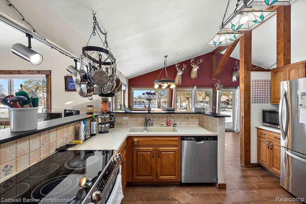 5240 THOMAS Road, Metamora, MI 48455 — Photo 10