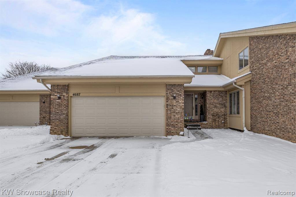 4687 Fairway Court, Waterford, MI 48328 — Photo 2
