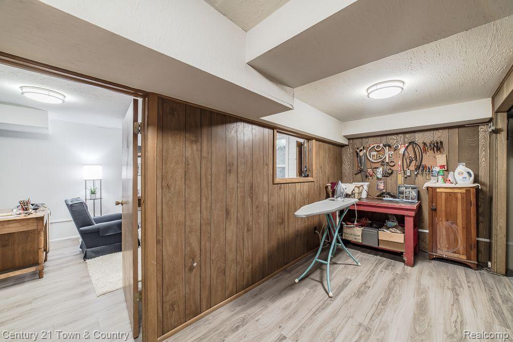 5395 BREEZE HILL, Troy, MI 48098 — Photo 37