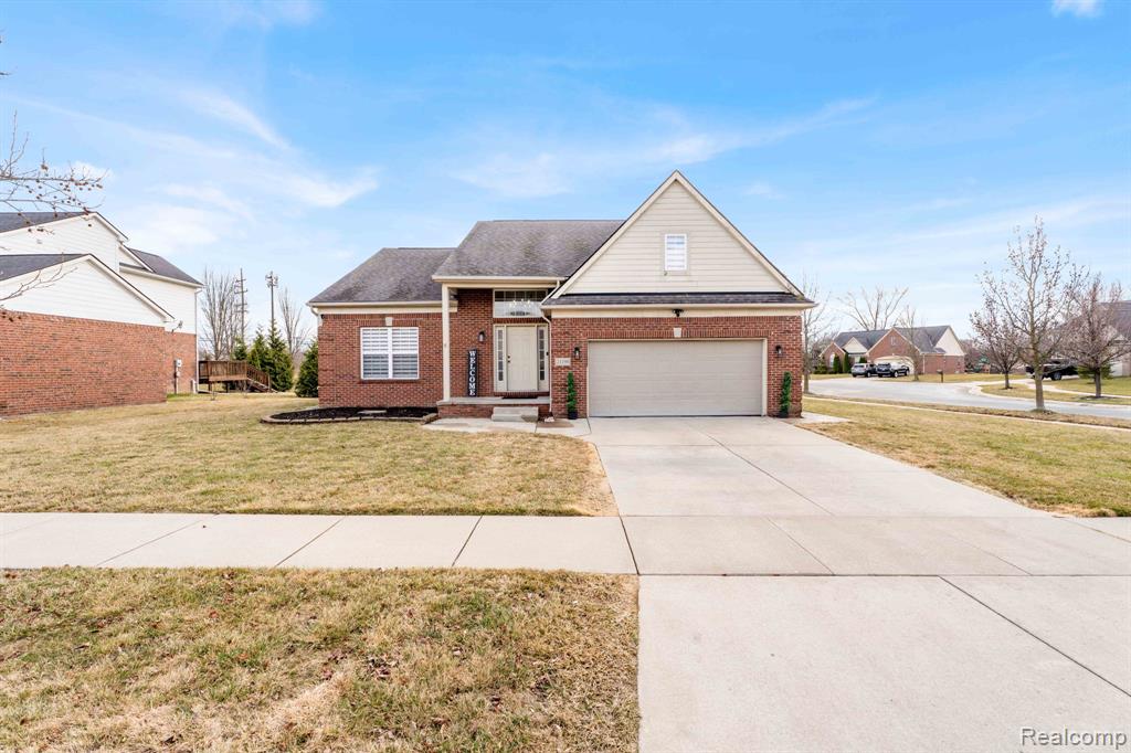 21196 Oak Ridge Drive, Clinton Twp, MI 48036 — Photo 3