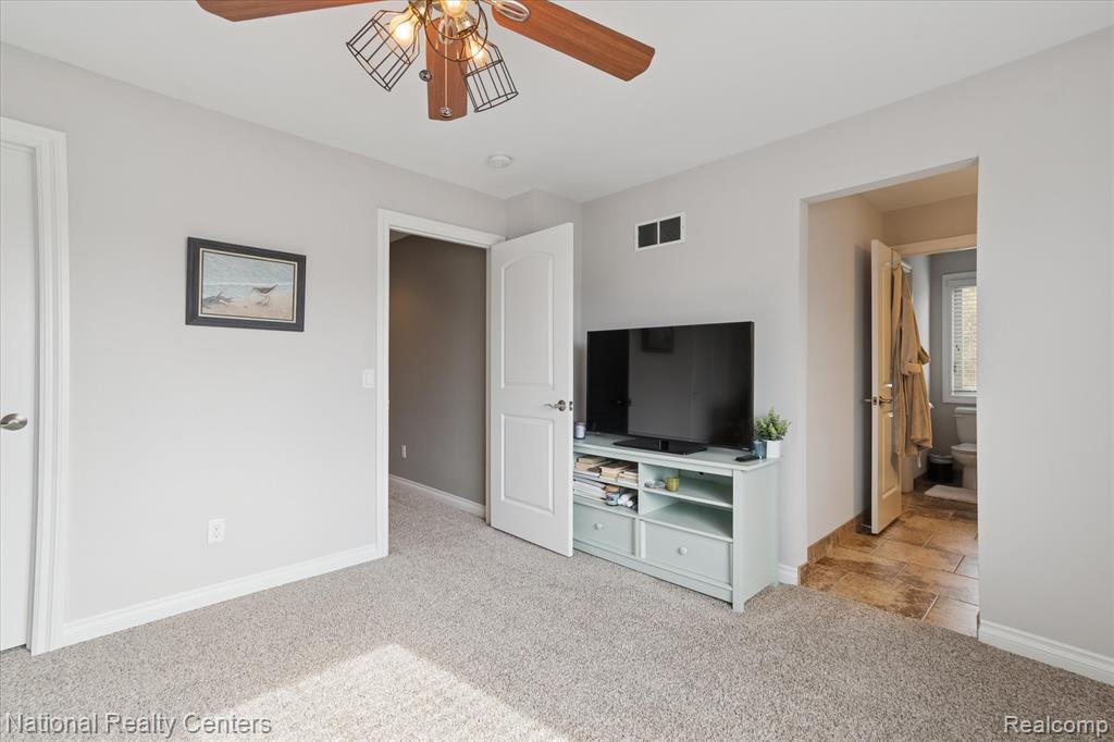 9888 Meadow View Court, Northville, MI 48167 — Photo 41