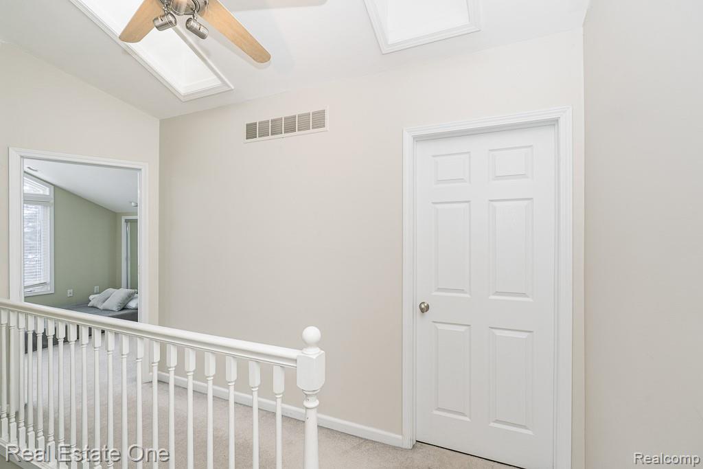 8955 Maplewood Avenue, Clarkston, MI 48348 — Photo 19