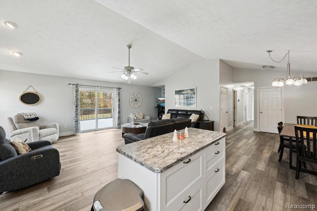 5817 CARTER, Howell, MI 48843 — Photo 13