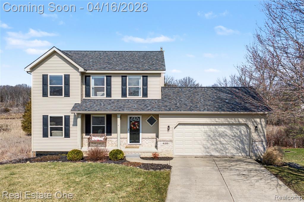 439 Brentwood Drive, Pinckney, MI 48169 — front exterior