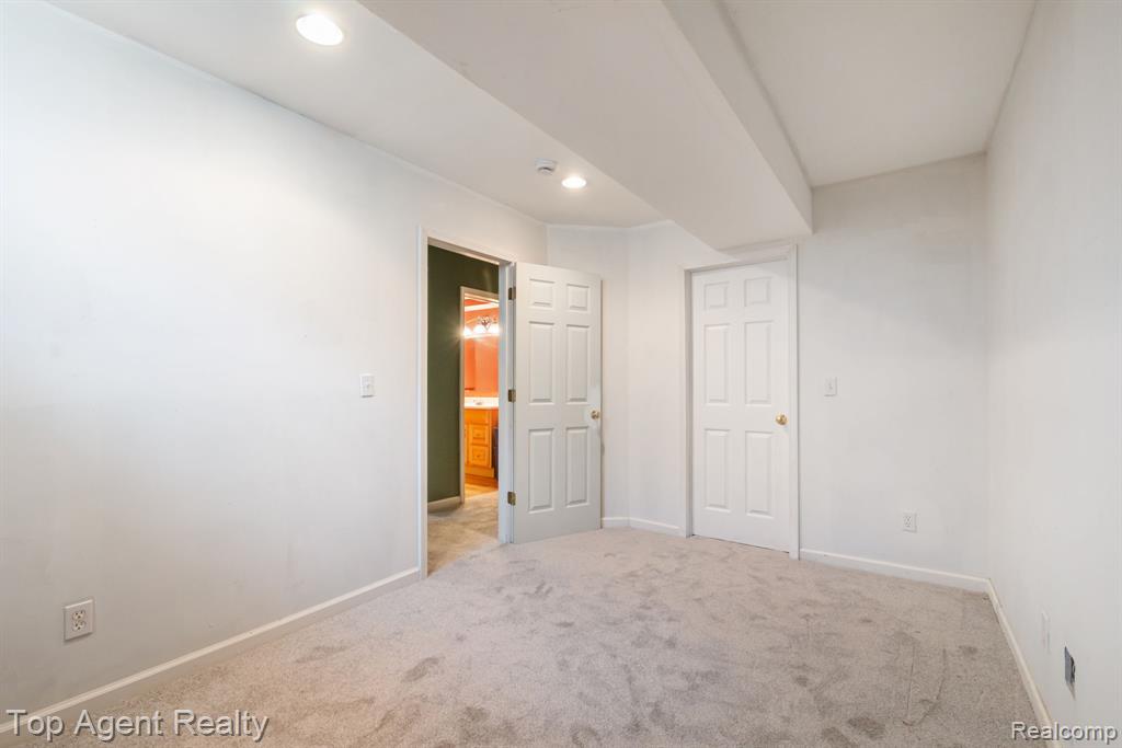 52806 Muirfield Drive, New Baltimore, MI — Photo 37