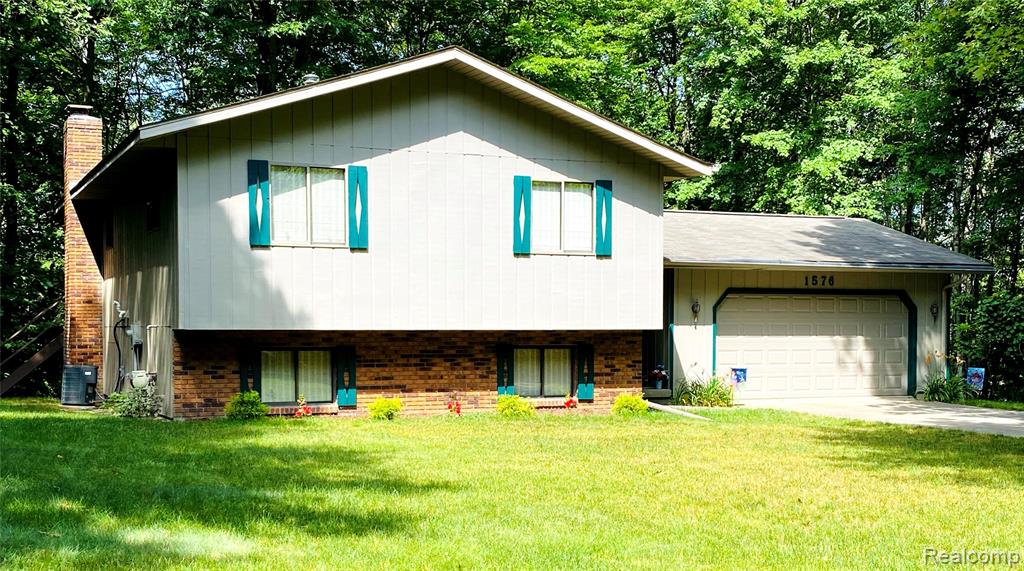 1576 Pine Knoll Lane, Caro, MI 48723