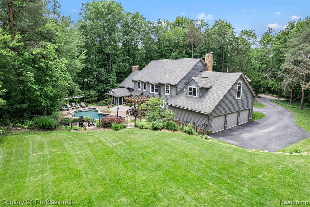 7220 Hillside Drive, Clarkston, MI — Photo 45