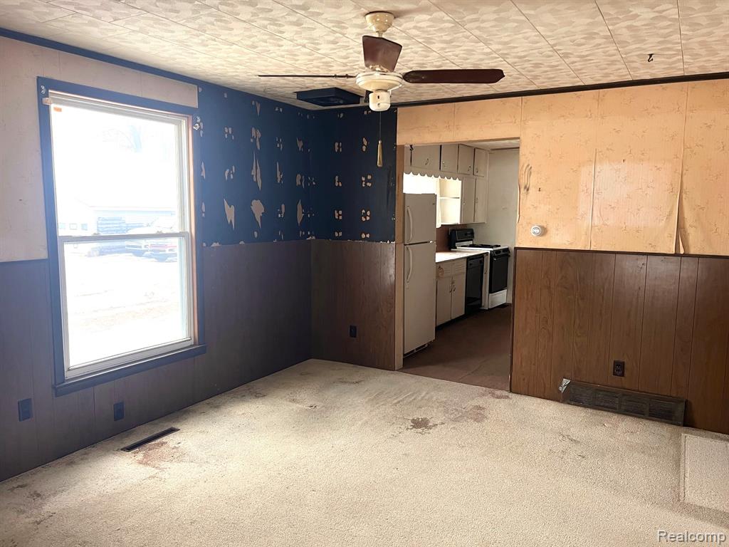 539 N Main Street, Perry, MI 48872 — Photo 5