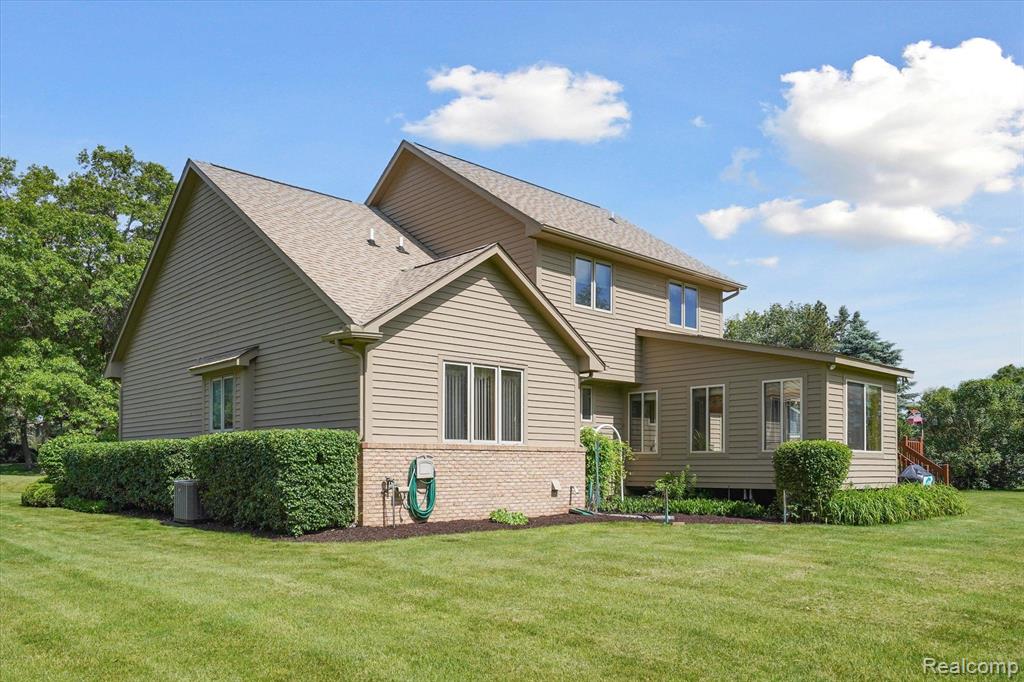 4747 WINDBERRY Lane, Milford, MI 48380 — Photo 36