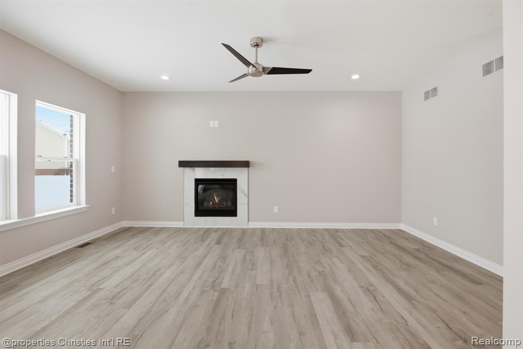 23188 Waterview Drive, New Boston, MI 48164 — Photo 13