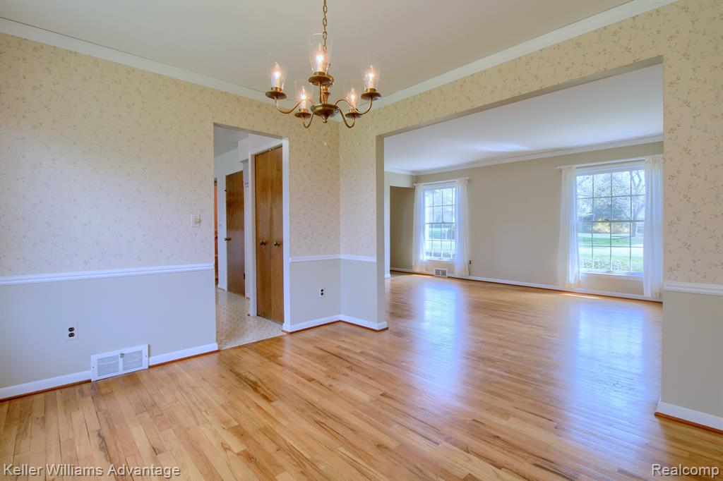 46895 BETTYHILL, Plymouth, MI 48170 — Photo 13