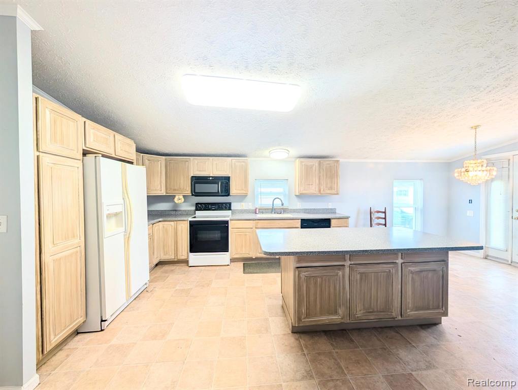 9 Brookfield, Swartz Creek, MI 48473 — Photo 8