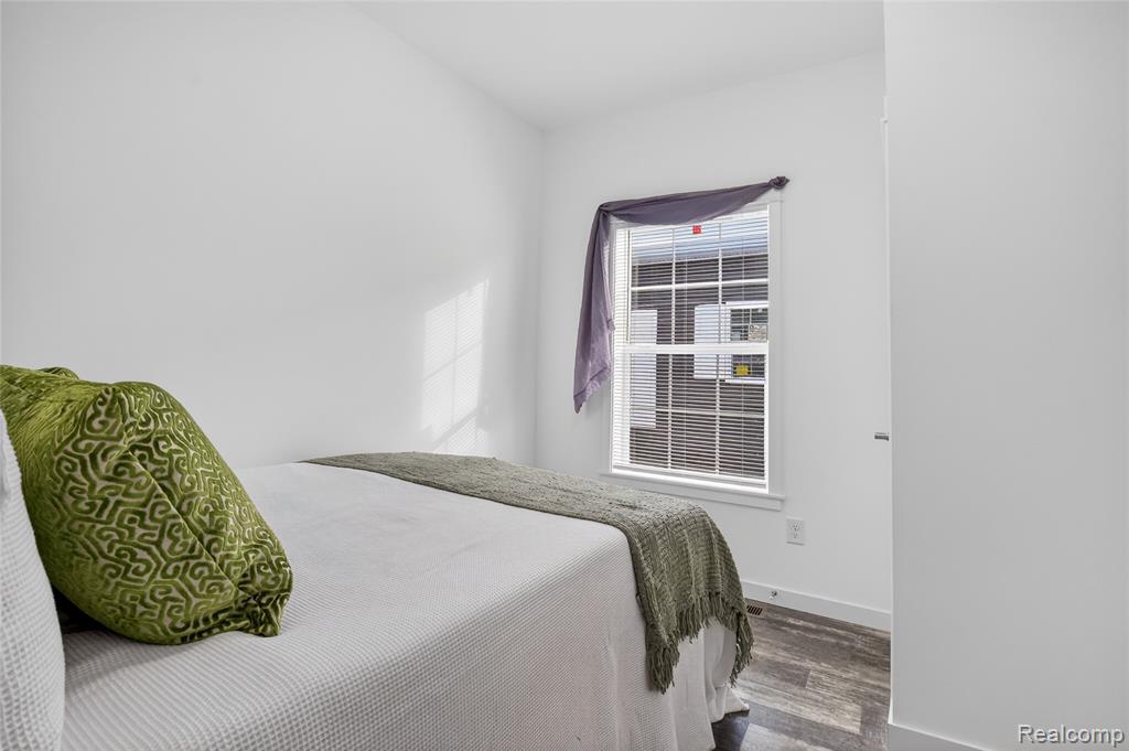 7535 Packard Avenue, Warren, MI 48091 — Photo 8
