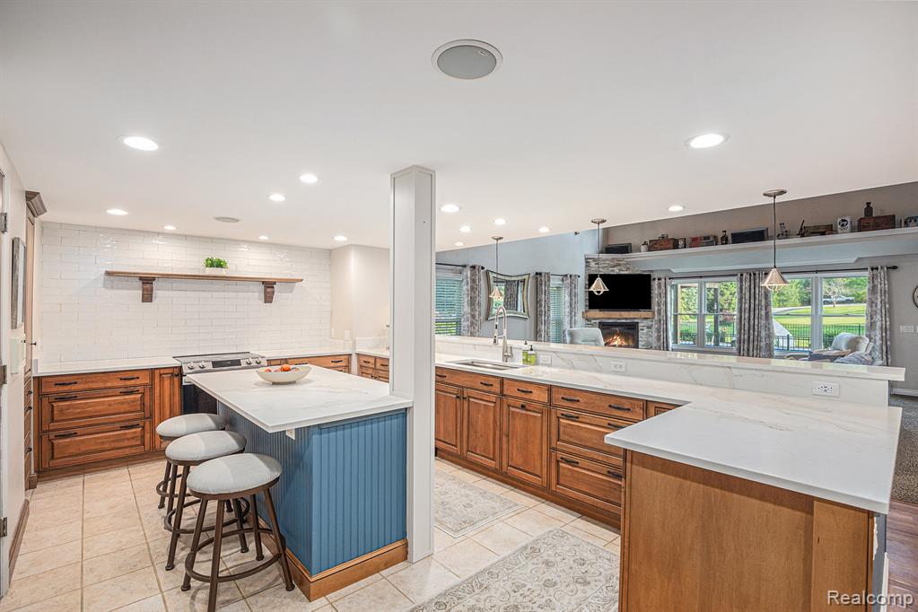 6080 Waldon Road, Clarkston, MI — Photo 11