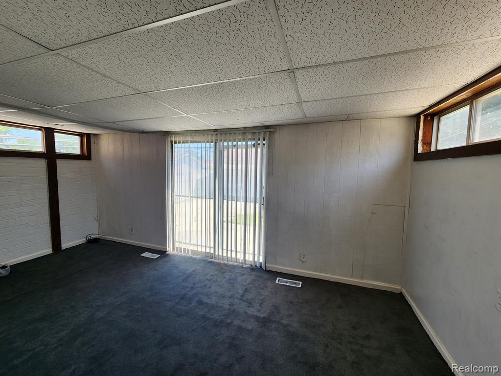 9262 Piedmont Street, Detroit, MI 48228 — Photo 16
