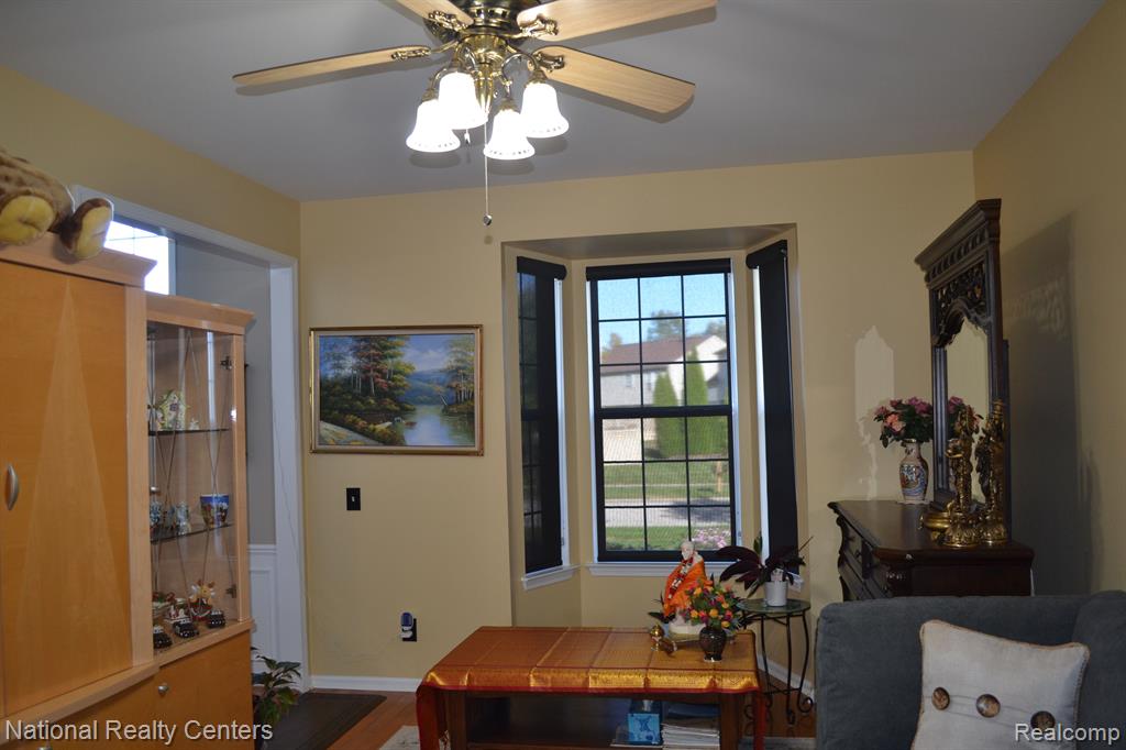 8290 HUMMINGBIRD Drive, Ypsilanti, MI 48197 — Photo 13