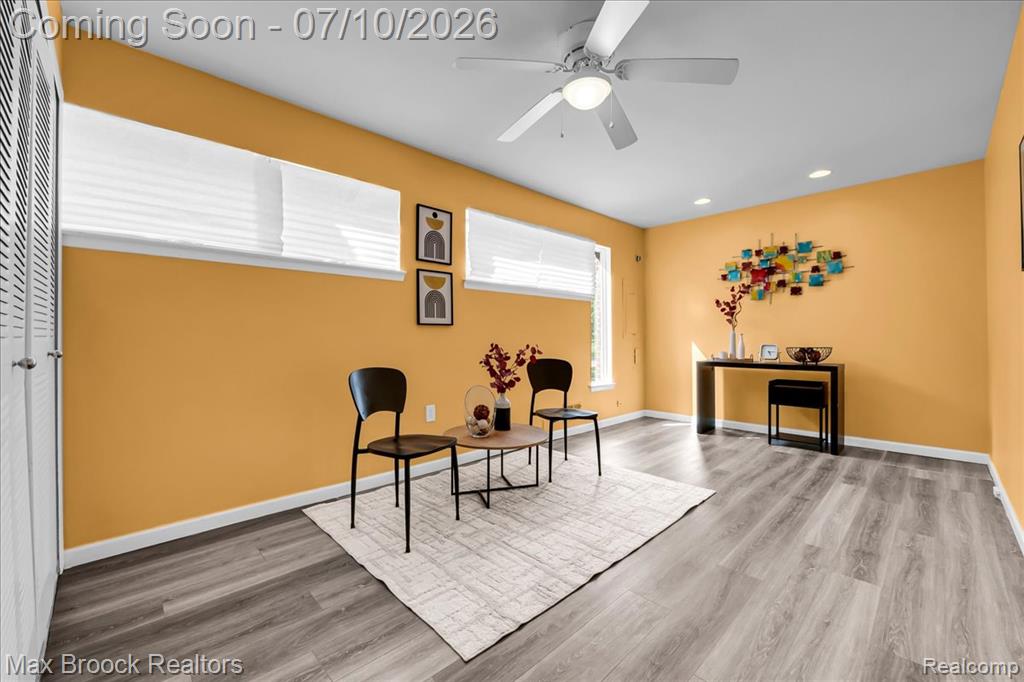 5229 Simpson Lake Road, West Bloomfield, MI 48323 — Photo 32