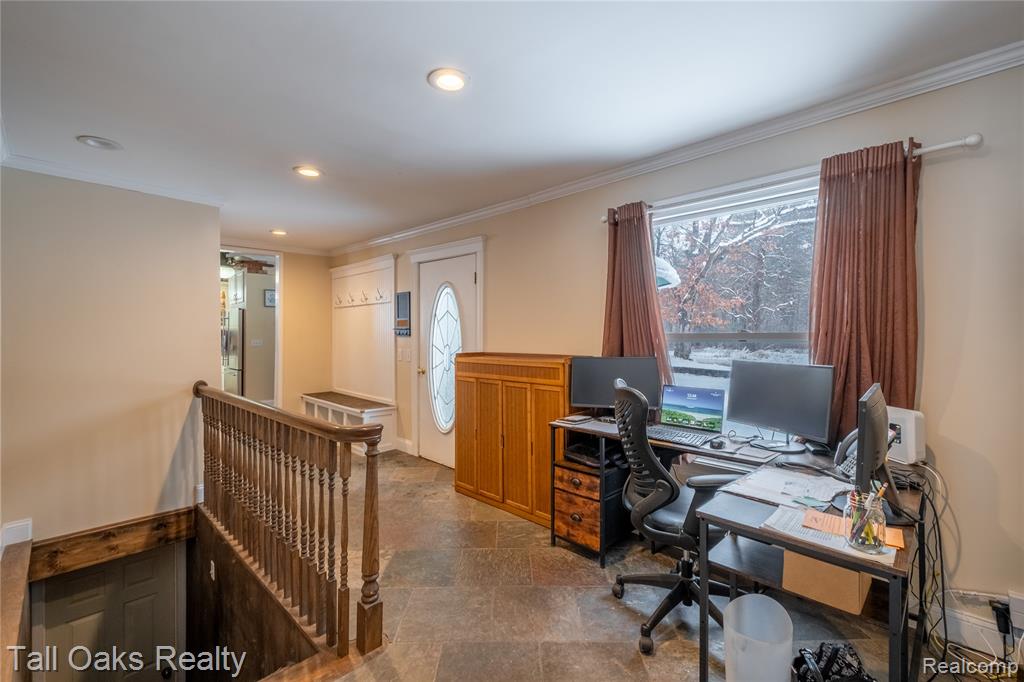 9198 Hegel Road, Goodrich Vlg, MI — Photo 21