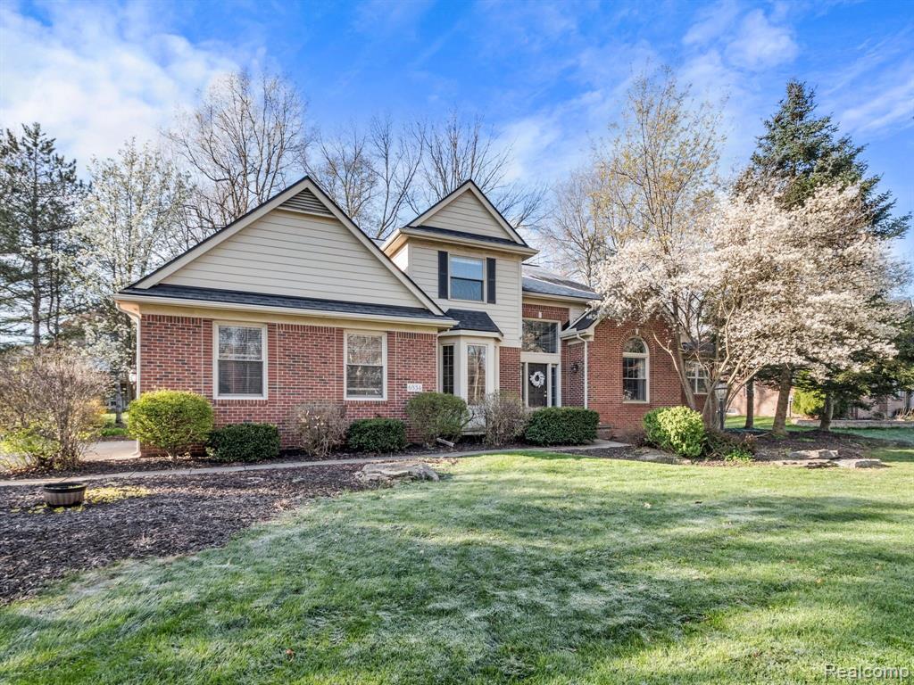 6834 WOODCREST Ridge, Clarkston, MI — Photo 2