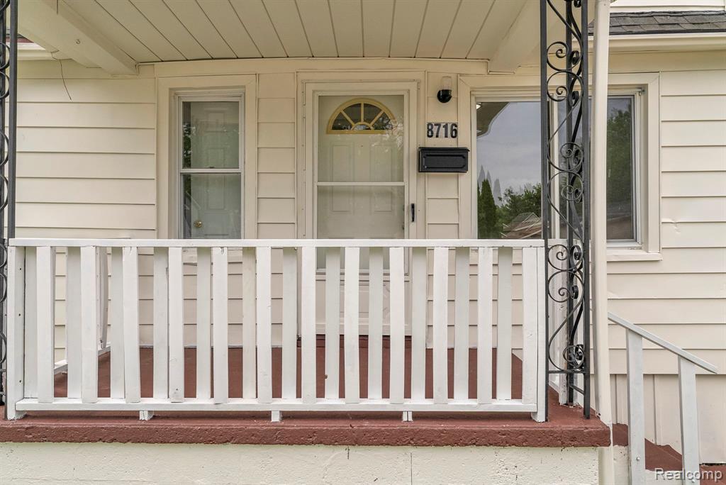 8716 Jewett Avenue, Warren, MI 48089 — Photo 6