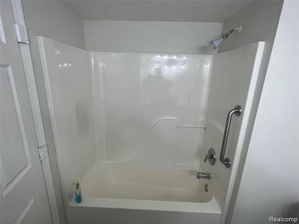 1291 MILLBROOK Trail, Ann Arbor, MI 48108 — Photo 16