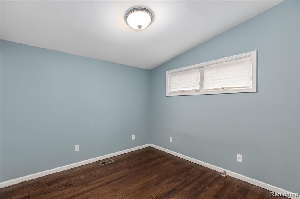 854 Brooklawn Drive, Troy, MI 48084 — Photo 20
