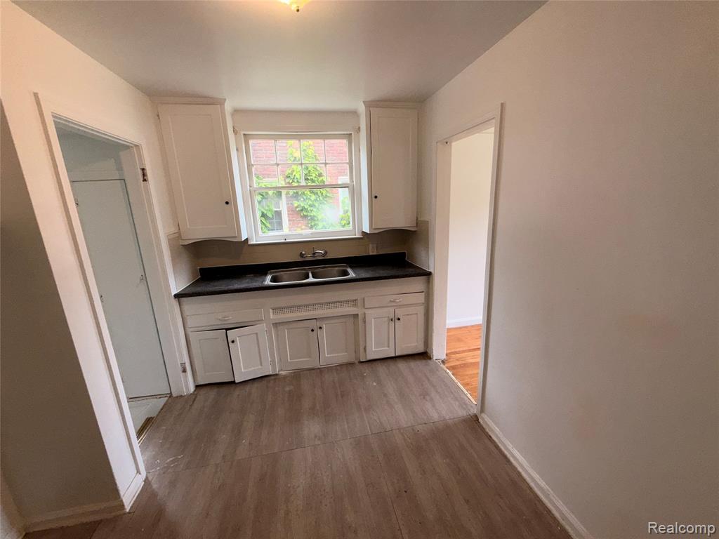 5565 Oldtown Street, Detroit, MI 48224 — Photo 7