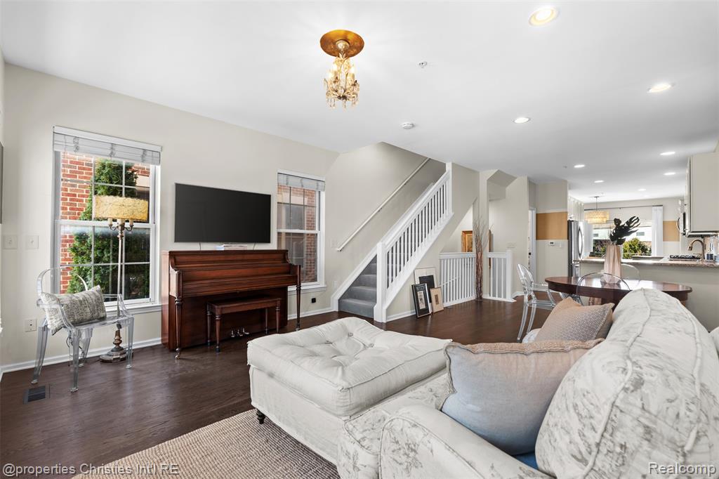 512 Graten Street, Birmingham, MI 48009 — Photo 16