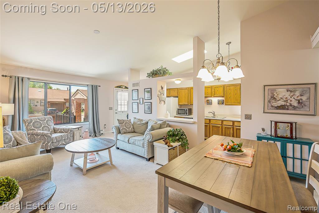 61962 YORKTOWN Drive, 2, South Lyon, MI 48178 — Photo 12