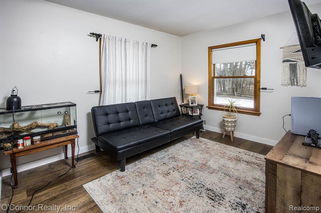 3725 INDIAN Trail, China, MI — Photo 12