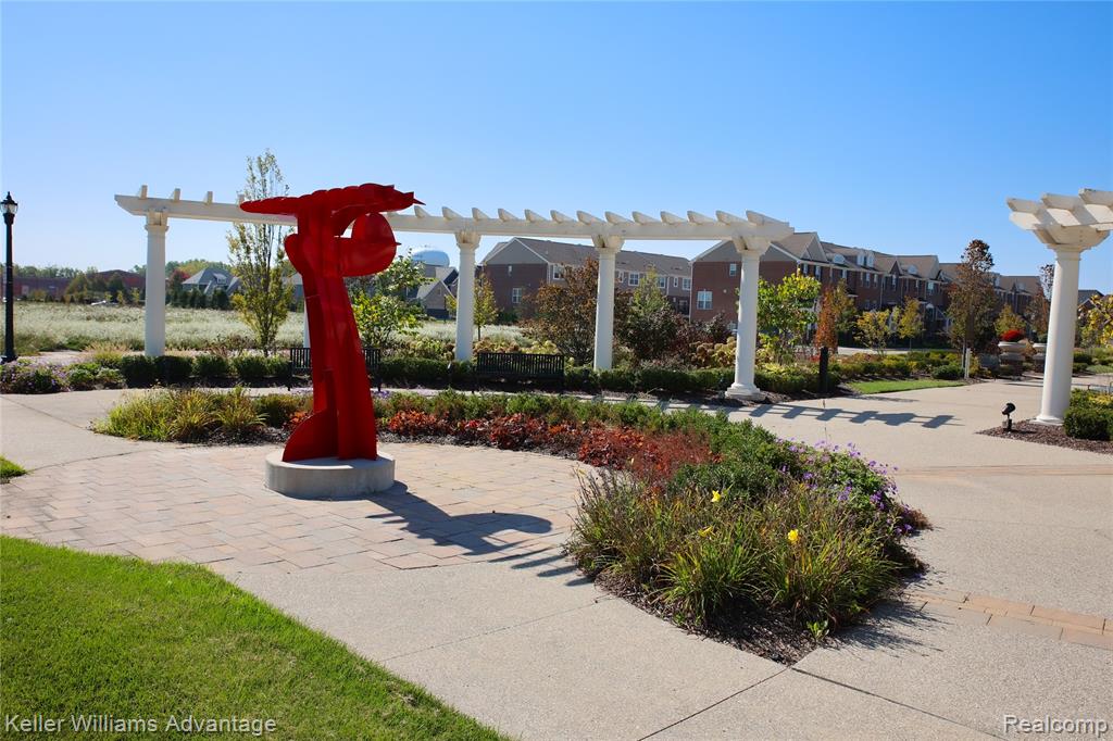 47660 Alden Terrace S, Northville, MI — Photo 17