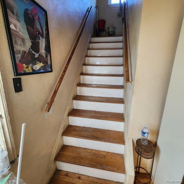 9219 PENROD Street, Detroit, MI 48228 — Photo 16