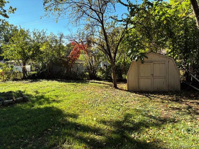 5115 Allingham Drive, White Lake, MI 48383 — Photo 16