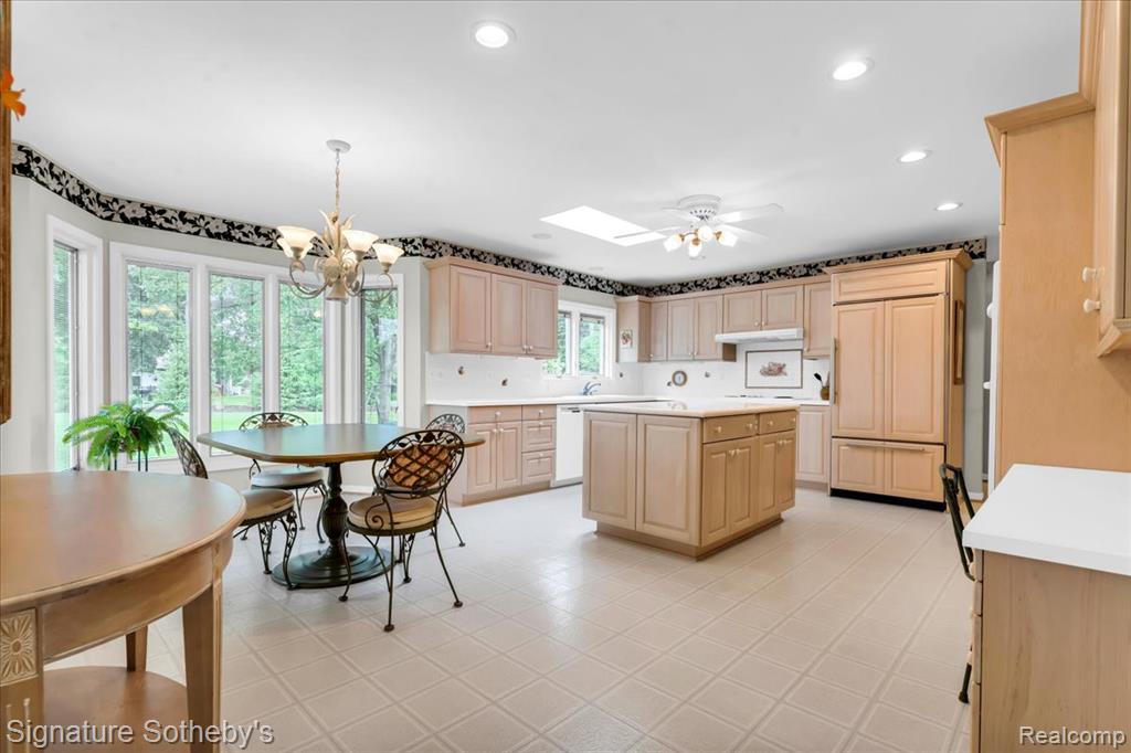 6851 Meath Hunt Circle, Troy, MI 48098 — Photo 5