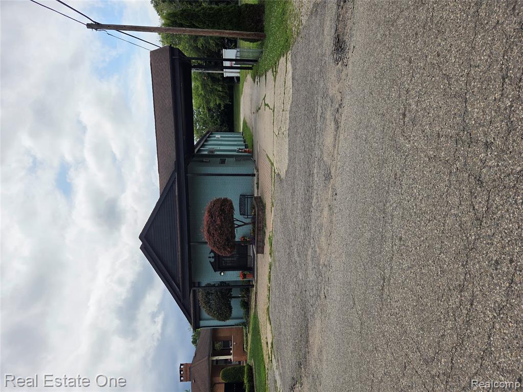 65 N Lynn Avenue - Photo 2