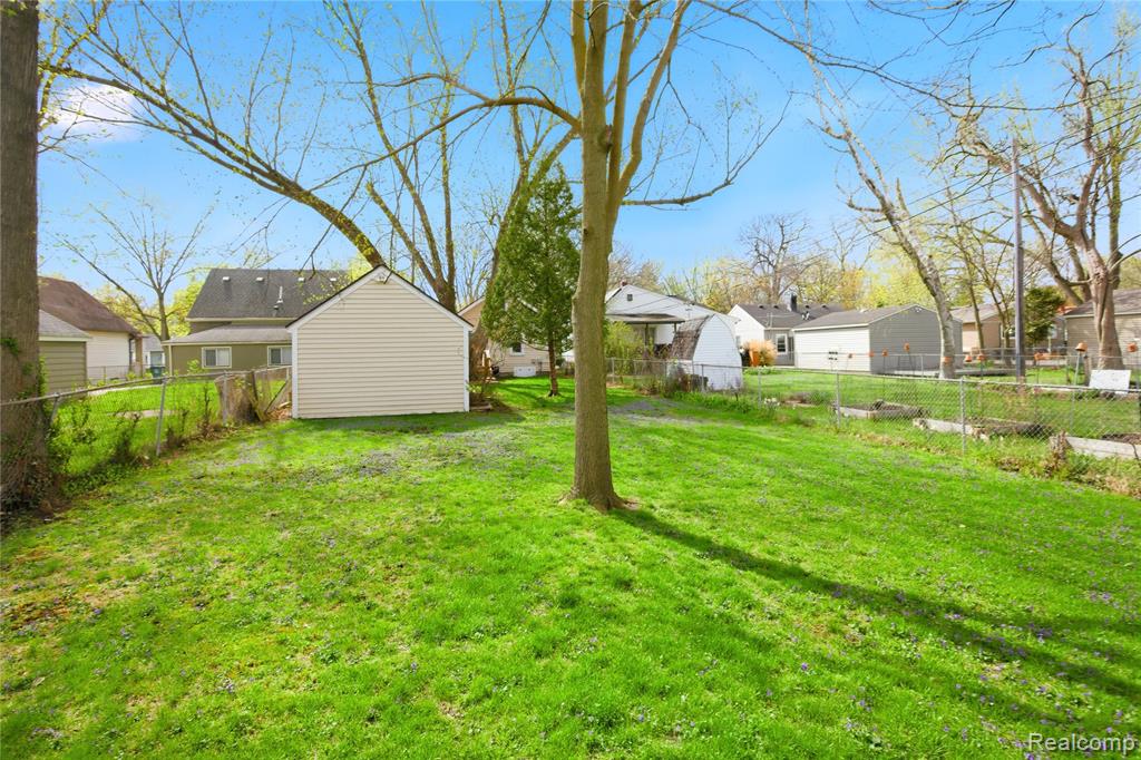 630 Stratford Road, Ferndale, MI 48220 — Photo 20