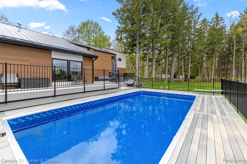 10459 Hyne Road, Brighton, MI 48114 — Photo 46
