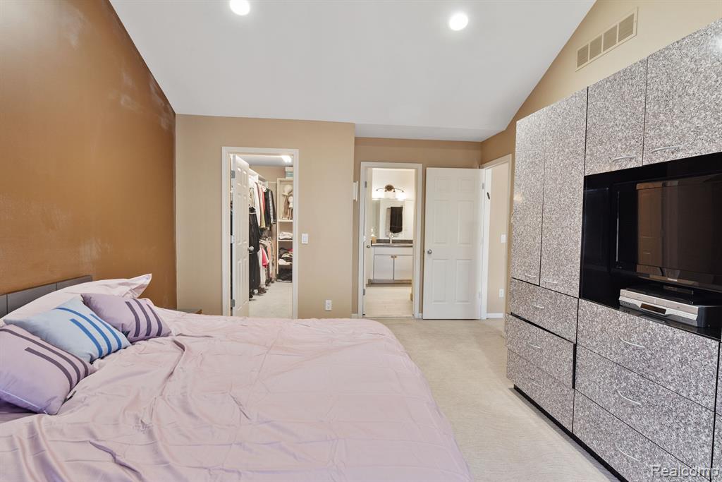 4764 WOODBINE Circle, West Bloomfield, MI 48323 — Photo 13